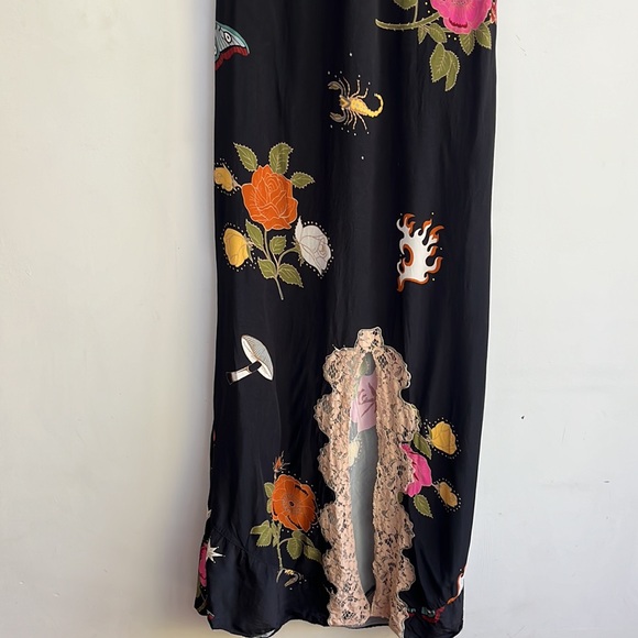 LENNI Xeno Print Maxi Dress! - Picture 7 of 14